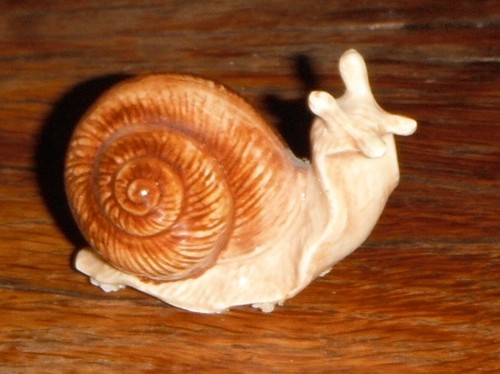 Figurine escargot porcelaine - figurine,