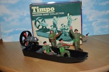 Timpo 1/32 jungle boat hydroglisseur avec commandos Anglais et boite d'origine