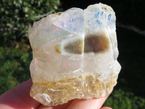 Minéraux enorme opale - minéraux, ***