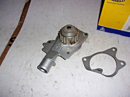 Pompe eau ford escort - À,