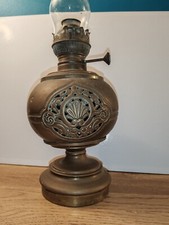 Ancienne Lampe à pétrole  A