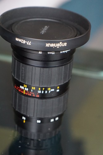 Zoom angénieux 2 6 - 28-70, 2.6