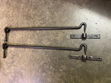 Anciens crochets fer forgé 59 cm pour porte ou volet, ferrure serrure