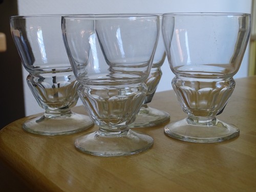 Anciens verres vin en - anciens,