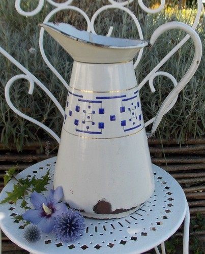 Ancien broc emaille cafetiere - emaille,