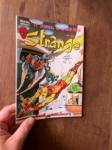 Petit format comics strange - petit,