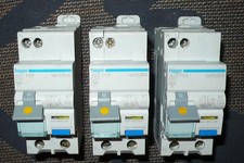 Disjoncteur differentiel 10a - disjoncteur,