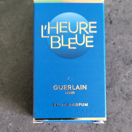 Güërlâin heure blëuë - l’heure,