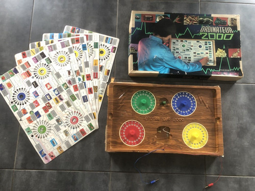 Jeu electro vintage ordinateur - jeu,