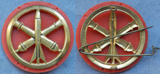 INSIGNE DE BÉRET, ARTILLERIE - BERAUDY VAURE SUR PLASTIQUE