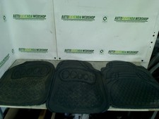 JEU DE TAPIS Renault Clio IV (5R) 2016 8201657256