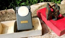 visionneuse de poche coror projecteur a pile année 1950