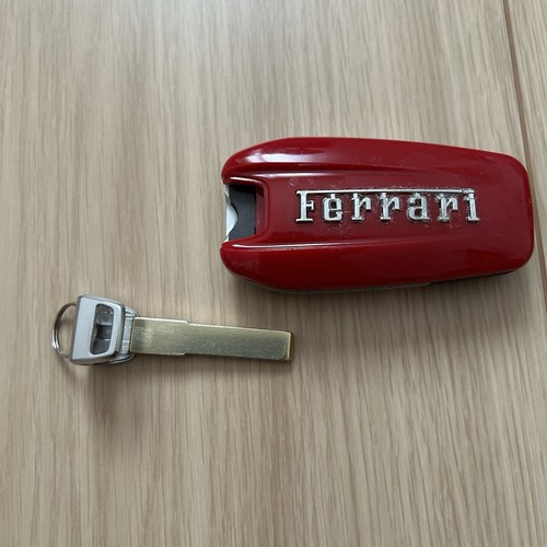 Porte clés ferrari - porte-clés, entrée