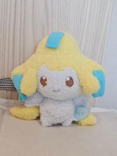 Peluche pokemon jirachi - pokemon,