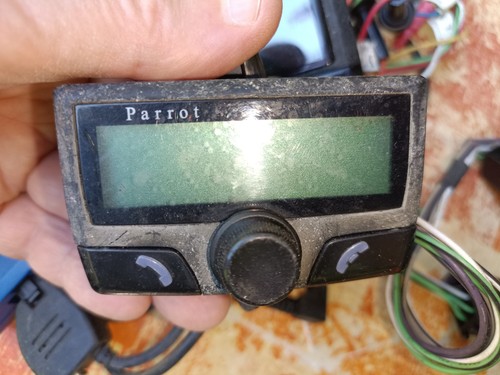 Deux kit bluetooth parrot - parrot, ck