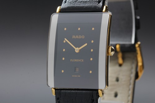 Presque comme neuve montre - comme, neuve]