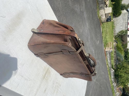 Anciennes valise cuir - valise, en