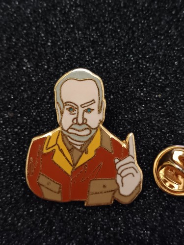 Pin pins - pin's,