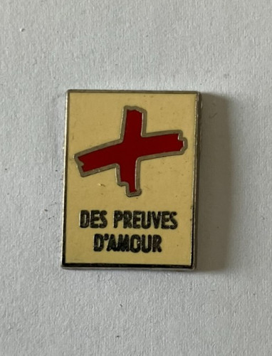 Pin la croix rouge - rouge,