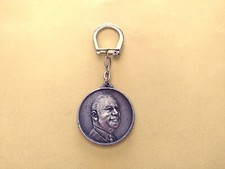ANCIEN PORTE CLÉS GEORGES POMPIDOU 5-7-1911 PRÉSIDENT FRANCE 1974 DE GAULLE