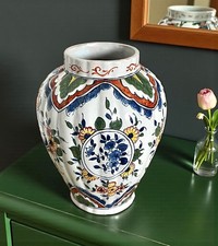 Vase décoratif en faïence