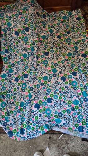 Tissu vintage motif fleurs