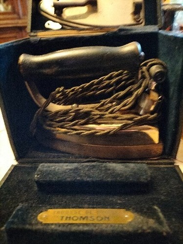 Rare coffret fer repasser - ,