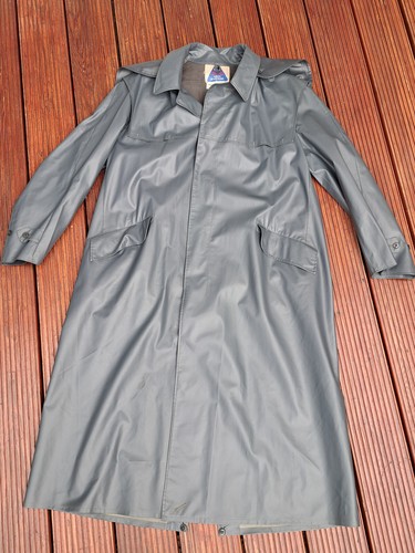 Rubber raincoat rainwear - raincoat, be