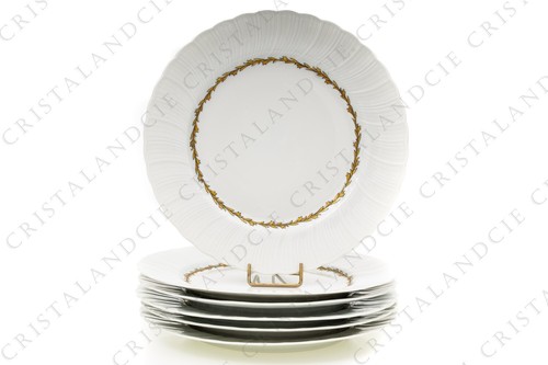 Six assiettes plates - , musset