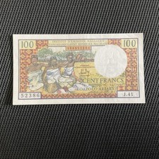 MADAGASCAR: 100 Francs ND 1966, Pick 57a, SUP/XF ?
