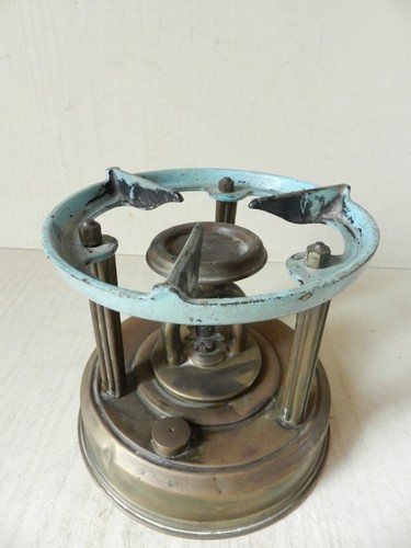 Ancien réchaud pétrole - ancien,