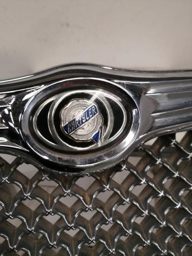 Calandre chrysler 300c phase - chrysler,