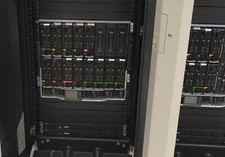HP Server : 2x HP C7000 + 34x