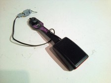 Attache ceinture avant gauche PEUGEOT 208 1 PHASE 2 96730206XT