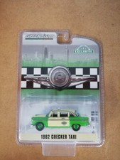 GREENLIGHT - Voiture taxi américain jantes vertes CHECKER MOTORS MARATHON A11...
