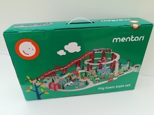 Grand Circuit de Train en Bois