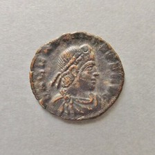 Gratien - Nummus - Siscia  //  Revers : L'Empereur en Habit Militaire