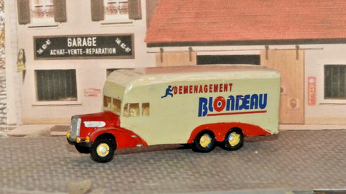 Camion berliet - ,