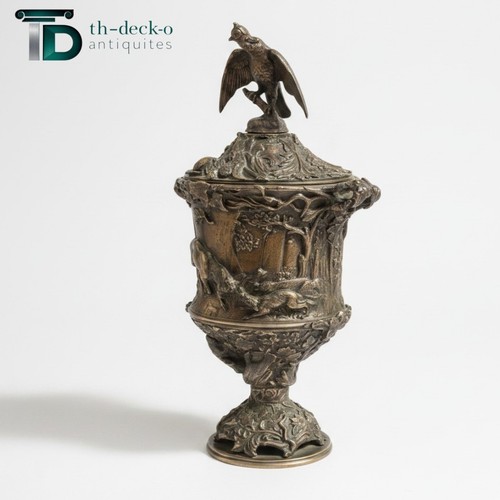 Mene vase urn - vase, bronze