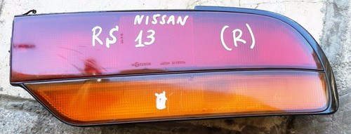 Feu arrière droit - , nissan