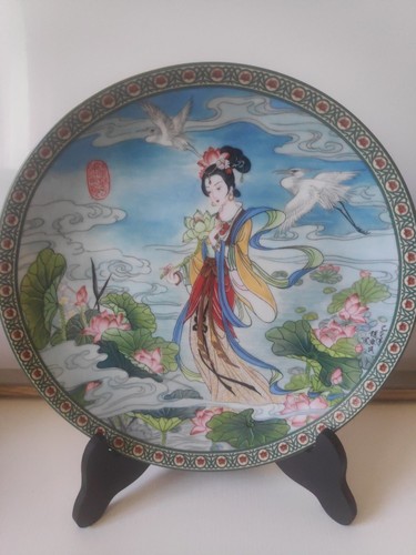 Assiette décorative fée