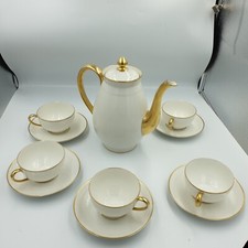 PARTIE DE SERVICE A CAFE THE PORCELAINE LIMOGES GDA BLANC CREME & OR VERS 1920