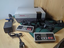 Nintendo NES Console FRA +  2