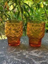 2 ANCIENS VERRES AMBRE DÉCOR