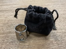 Très Joli Attache Foulard