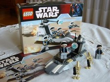 Lot pièces LEGO star wars vaisseau Rebel Scout Speeder set 7668 + 4 Fig + boite