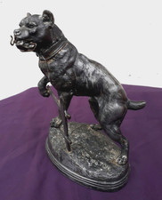 Jolie sculpture en régule chien Dogue molosse de Charles Valton signée