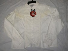 Ladies Adobe Rose L/S top with buttons and fringe