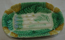 Ancien plat à asperge
