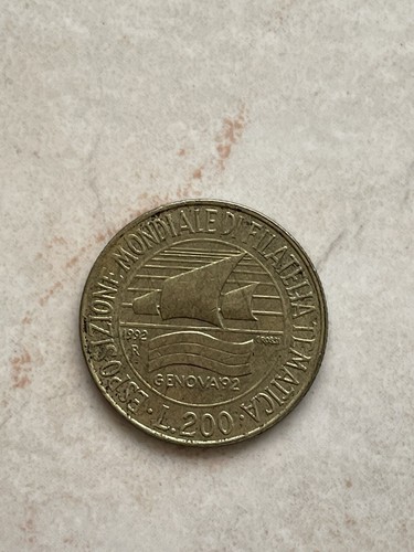 200 livres pièce monnaie - de,